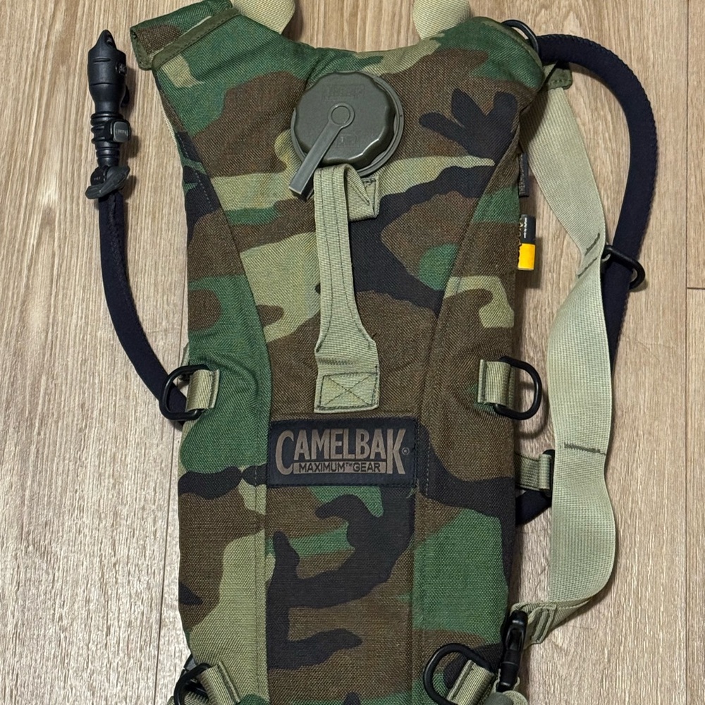 CamelBak Maximum Gear Hydration Pack - Woodland Pattern